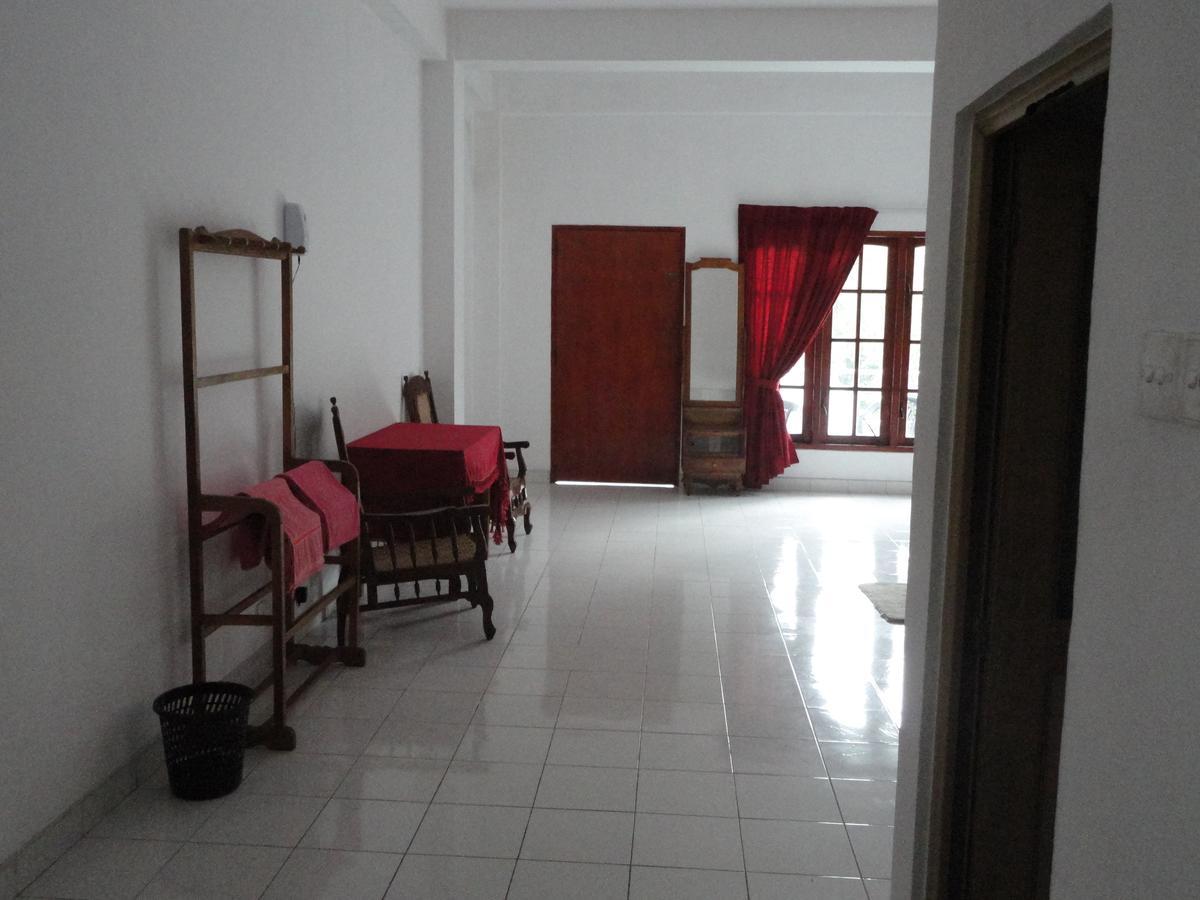 White Elephant Hotel Maskeliya Zimmer foto